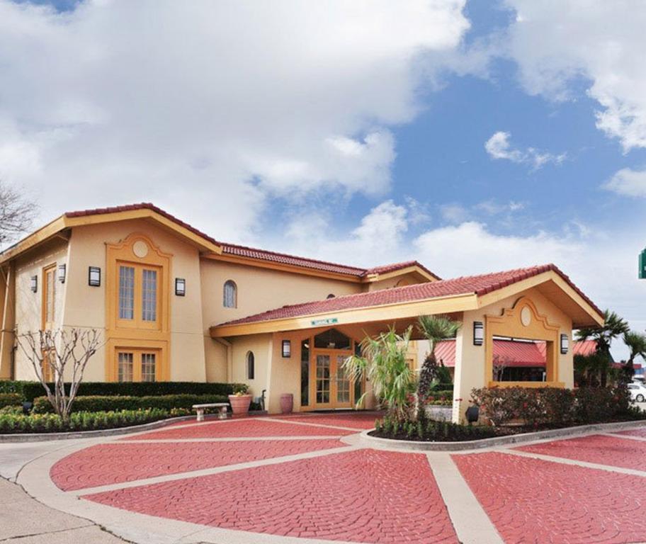 Motel 6 Texas City Bagian luar foto