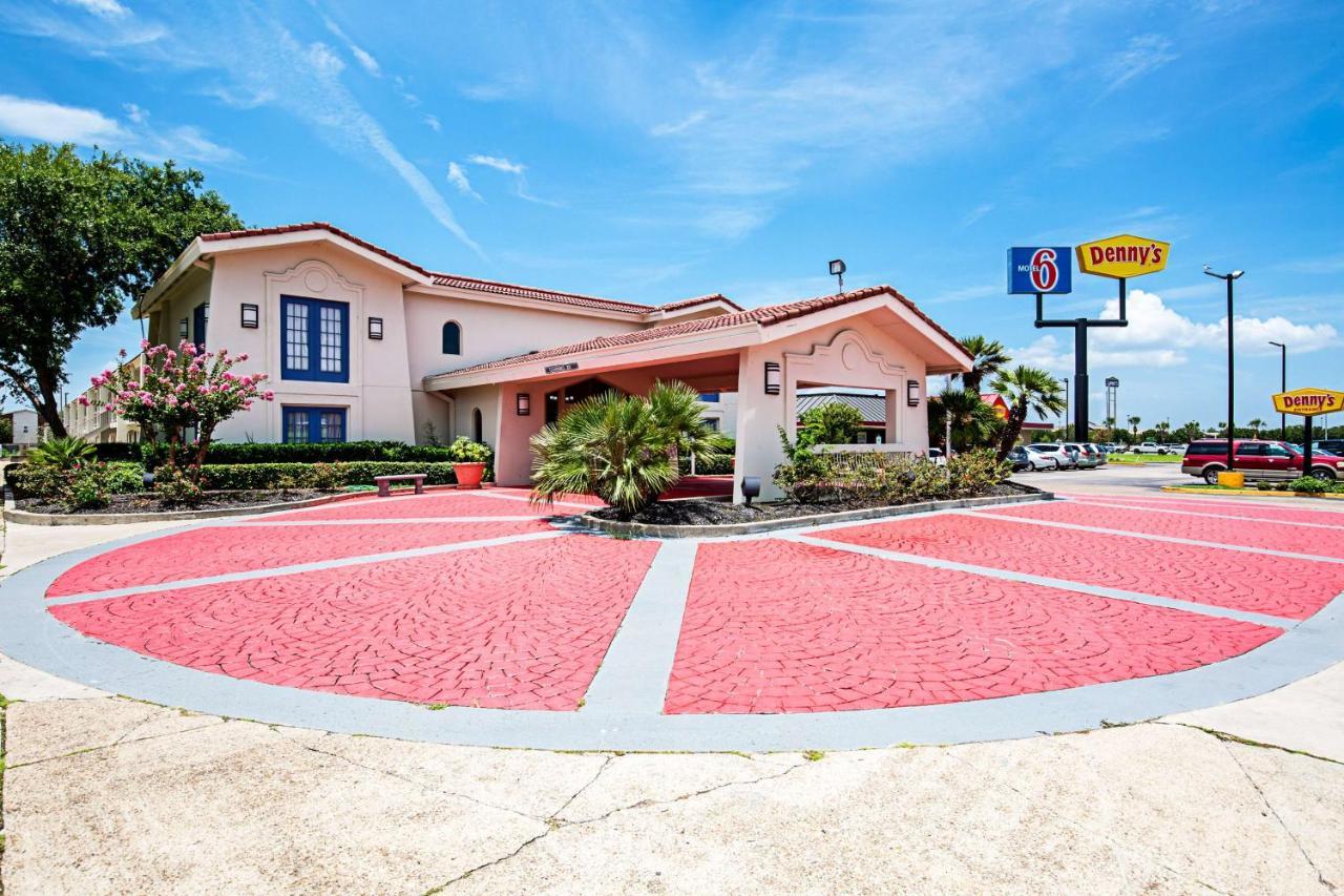 Motel 6 Texas City Bagian luar foto