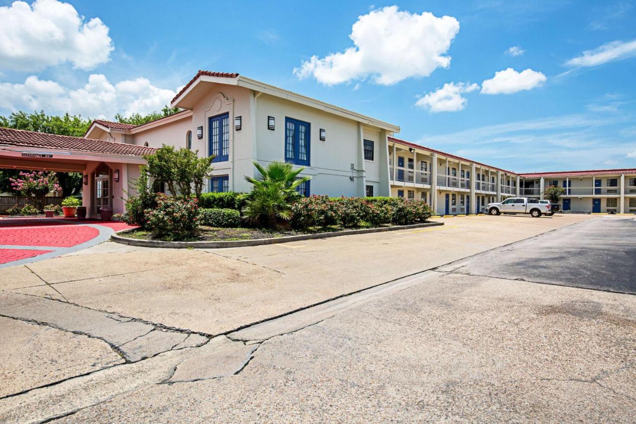 Motel 6 Texas City Bagian luar foto